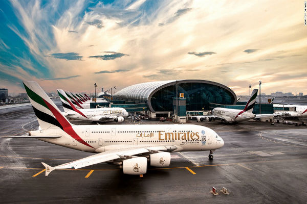 Vé máy bay Emirates Airlines