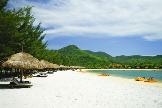 địa điểm du lịch Nha Trang bãi biển