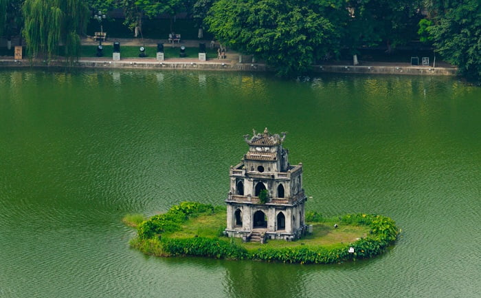 Hồ Gươm top 10 điểm hấp dẫn phố cổ Hà Nội